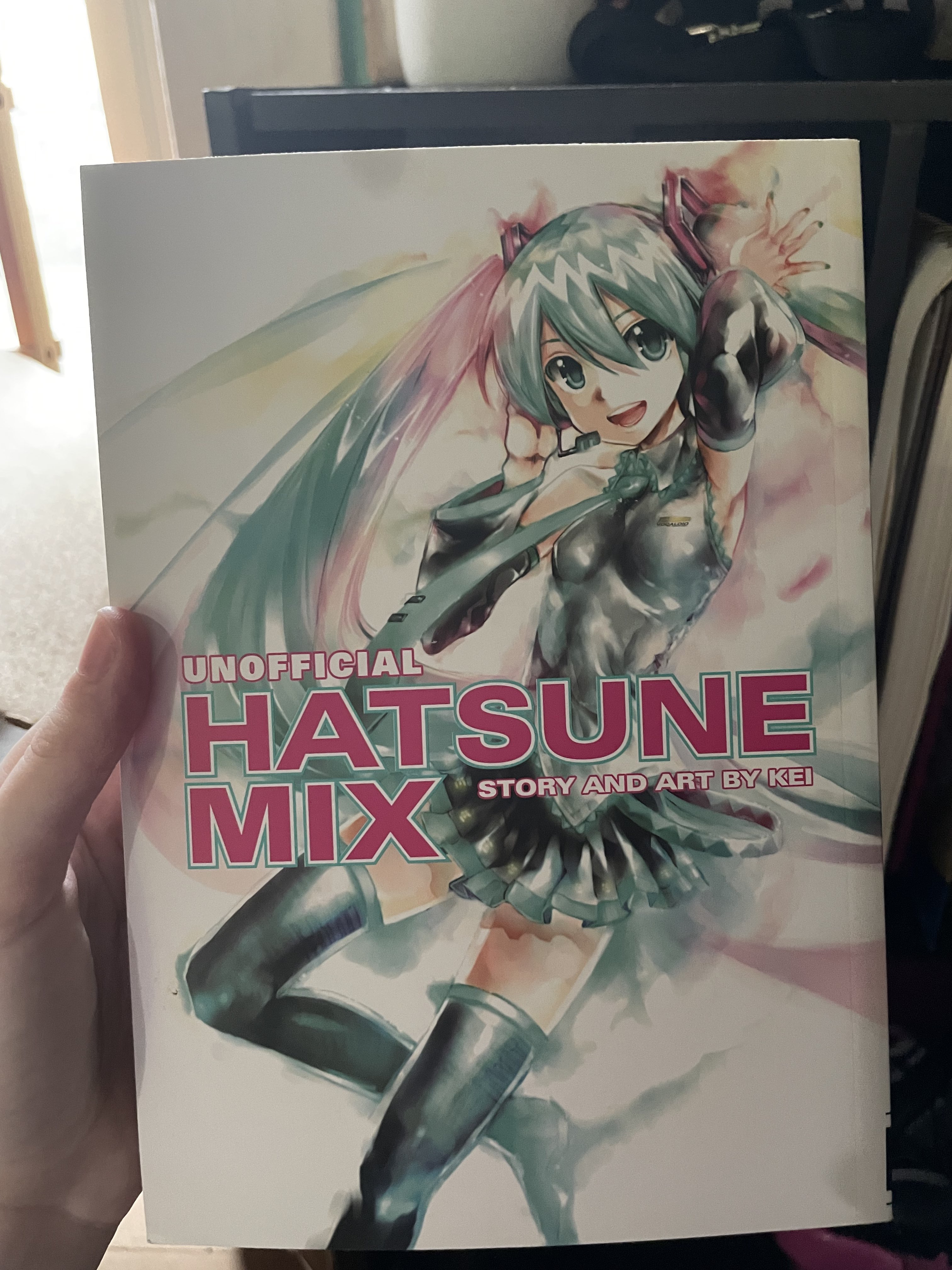 A copy of Hatsune MIX by KEI.